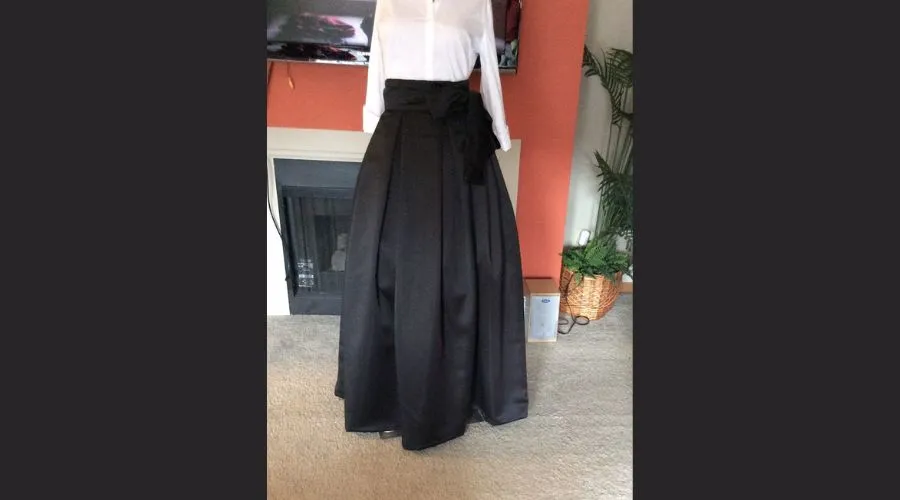 FIT AND FLARE Box pleats Maxi skirt