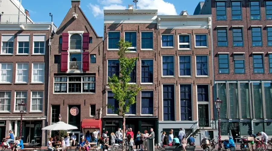 Anne Frank House Amsterdams | Nowandlive