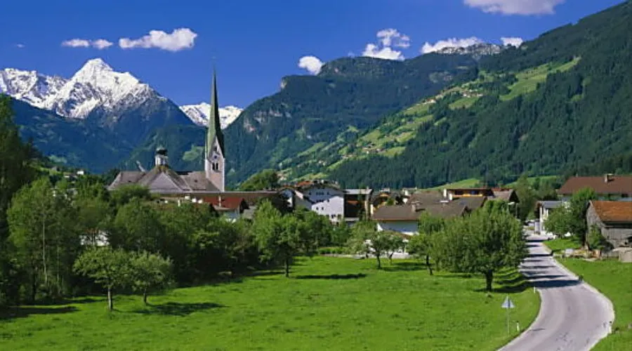 Tyrolean Mountain Idyll in the Zillertal