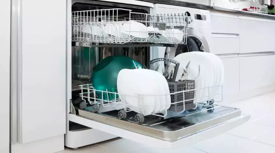 What are the different types of kitchen dishwashers available on the market?