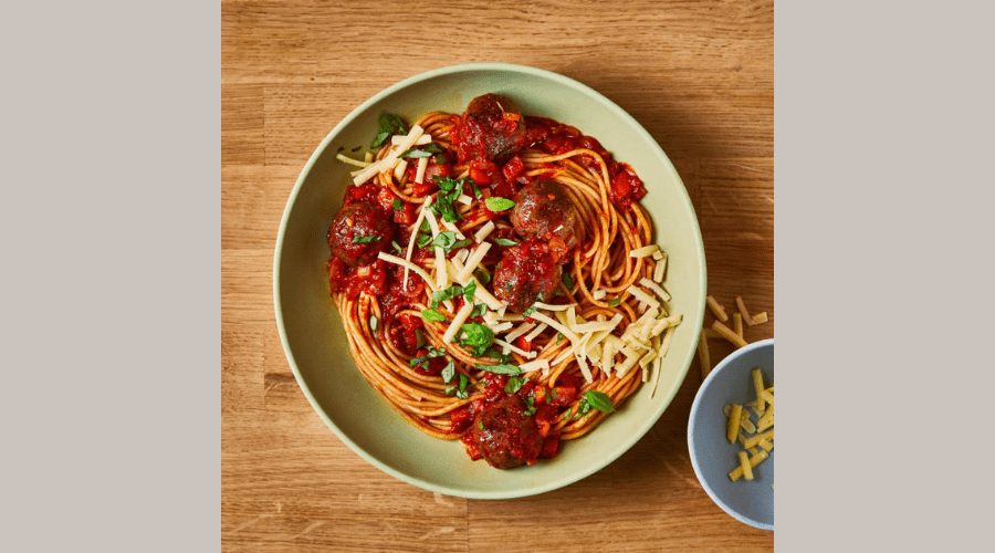 Spaghetti & Meat-Free Mince Meatballs