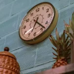 Kitchen wall clocks