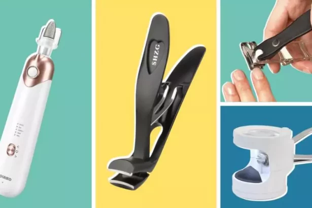 Toe nail clipper